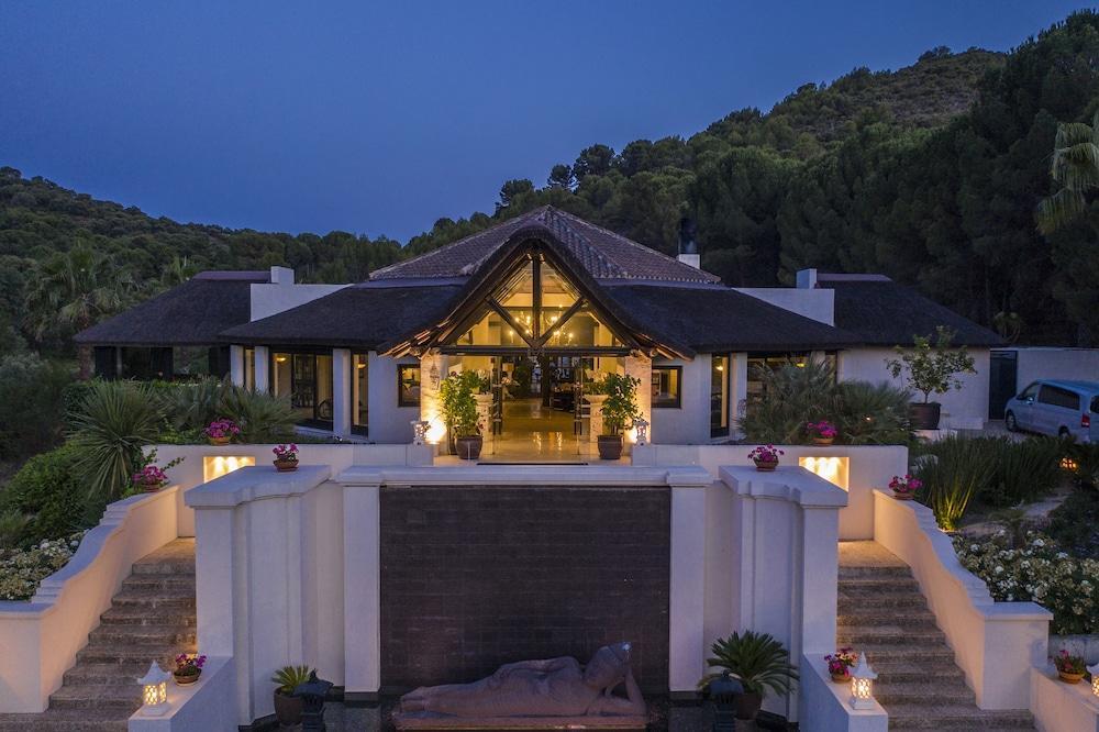 Shanti Som Monda Exterior photo